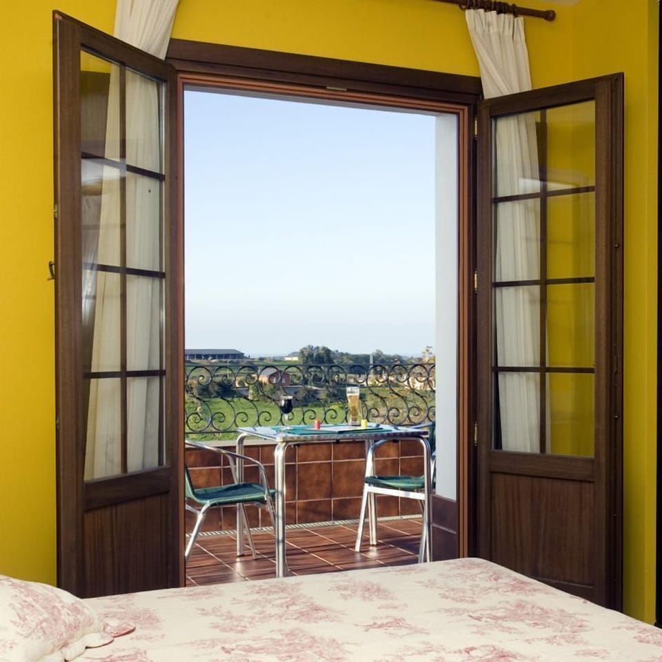 Superior Double Room, Terrace | Desk, rollaway beds, free WiFi
