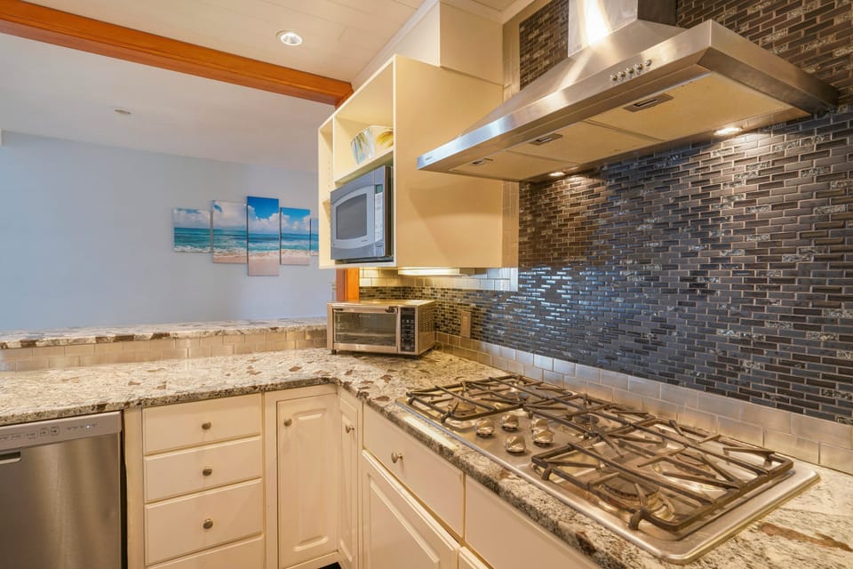 Enjoy cooking and dining in bright, airy beachfront kitchen spaces