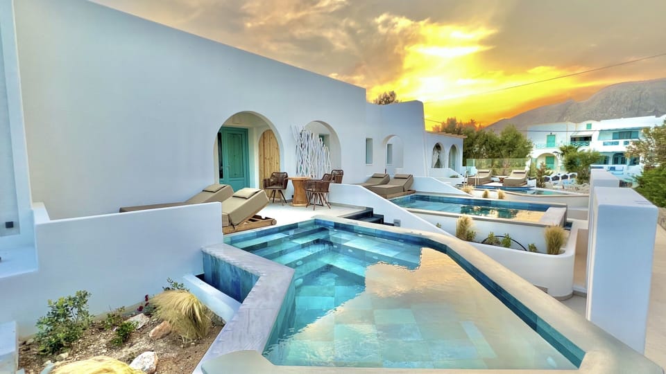 Luxury Suite, Beachfront (Plunge Pool) | Terrace/patio