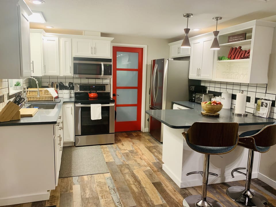 Beautiful interior design where modern living meets warm cottage vibes. 