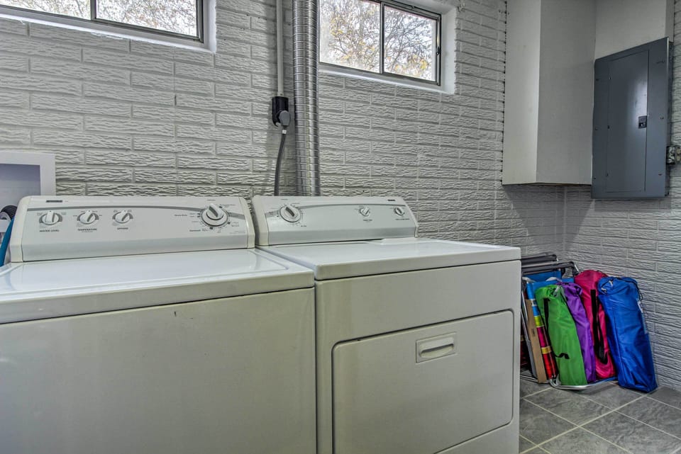 Washer & Dryer