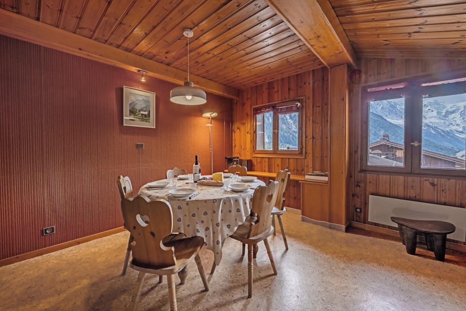 Living and dining room