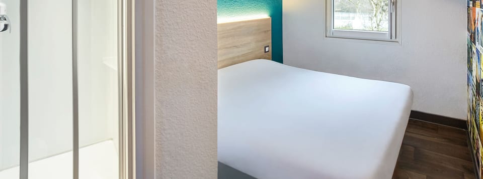Room, 1 Double Bed | Desk, blackout drapes, soundproofing, cribs (free)