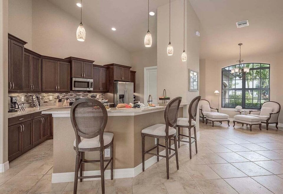 Open Kitchen with Island Bar
