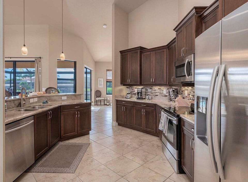 Spacious Kitchen with Plenty of Storage