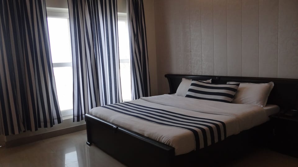 Deluxe Room | Laptop workspace, free WiFi, bed sheets