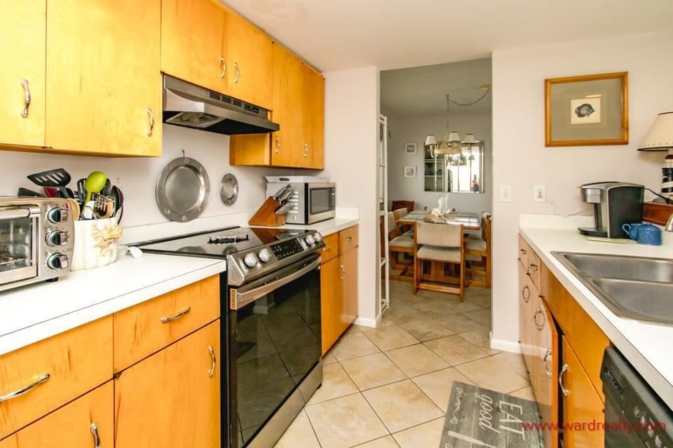 Kitchen II