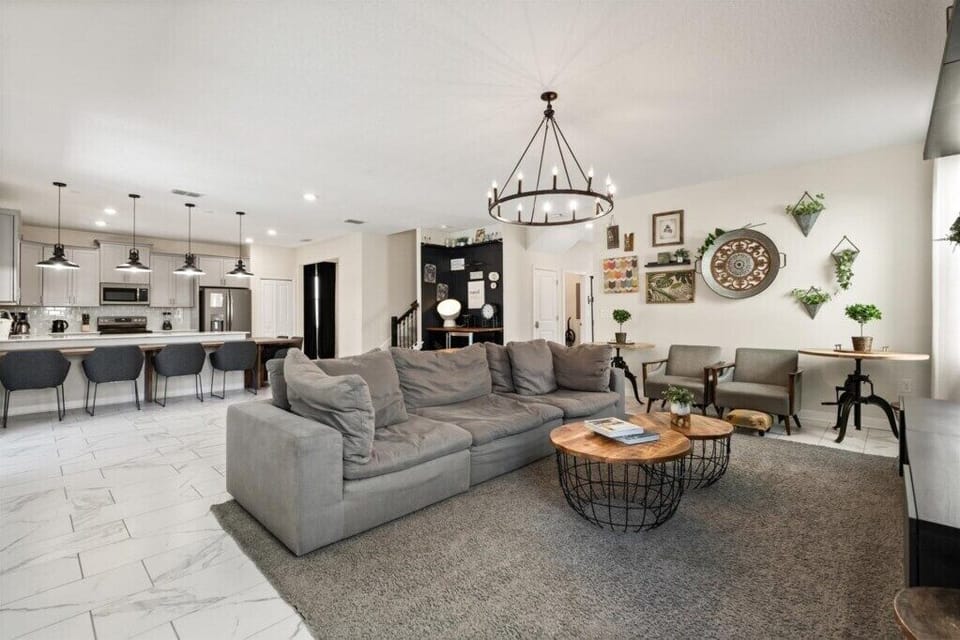2875 Stanza Court (2).jpg
