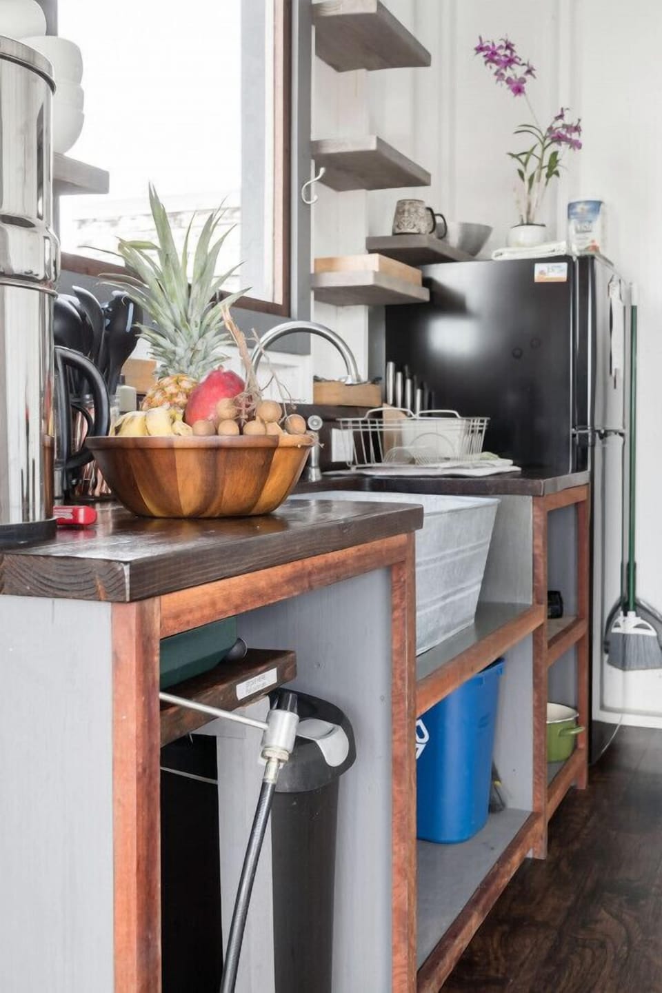 Simple Kitchen with everything you need