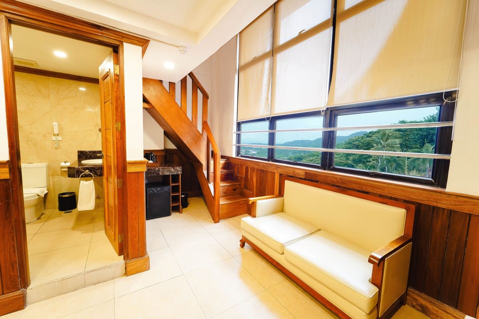 Loft Room | Free WiFi, bed sheets