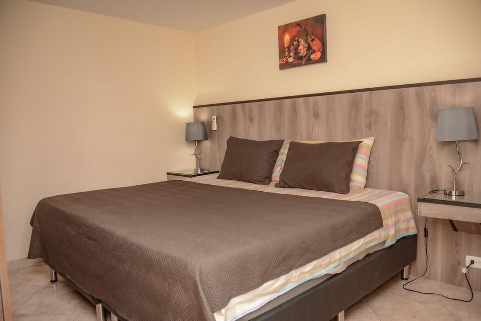 2nd bedroom with a King bed