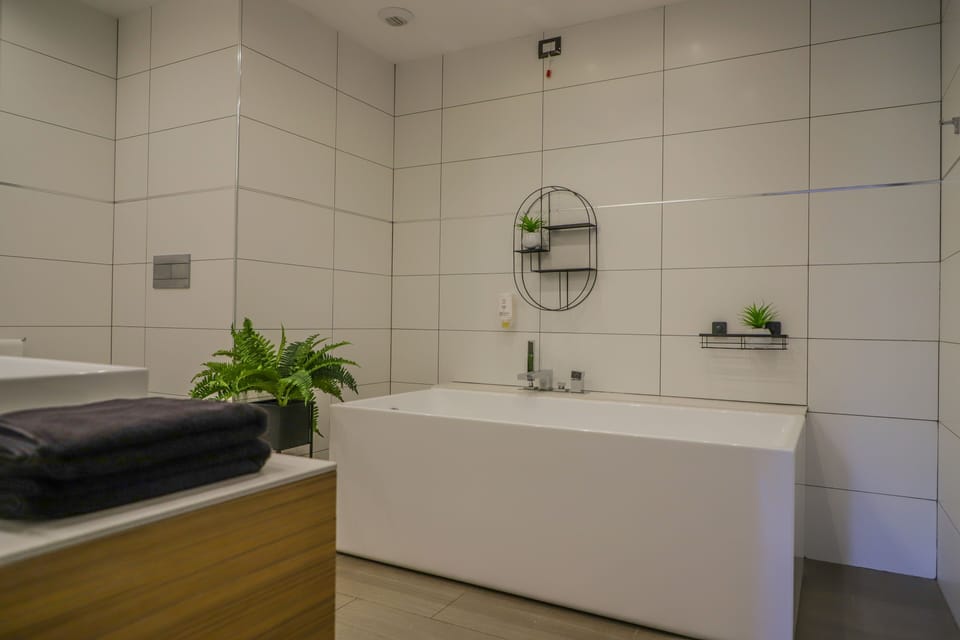 Family Room, Sea View | Bathroom | Free toiletries, hair dryer, towels, soap