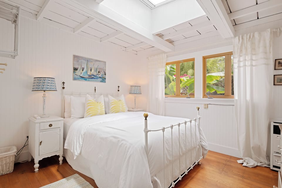 Seaside Cottage - Bedroom 1