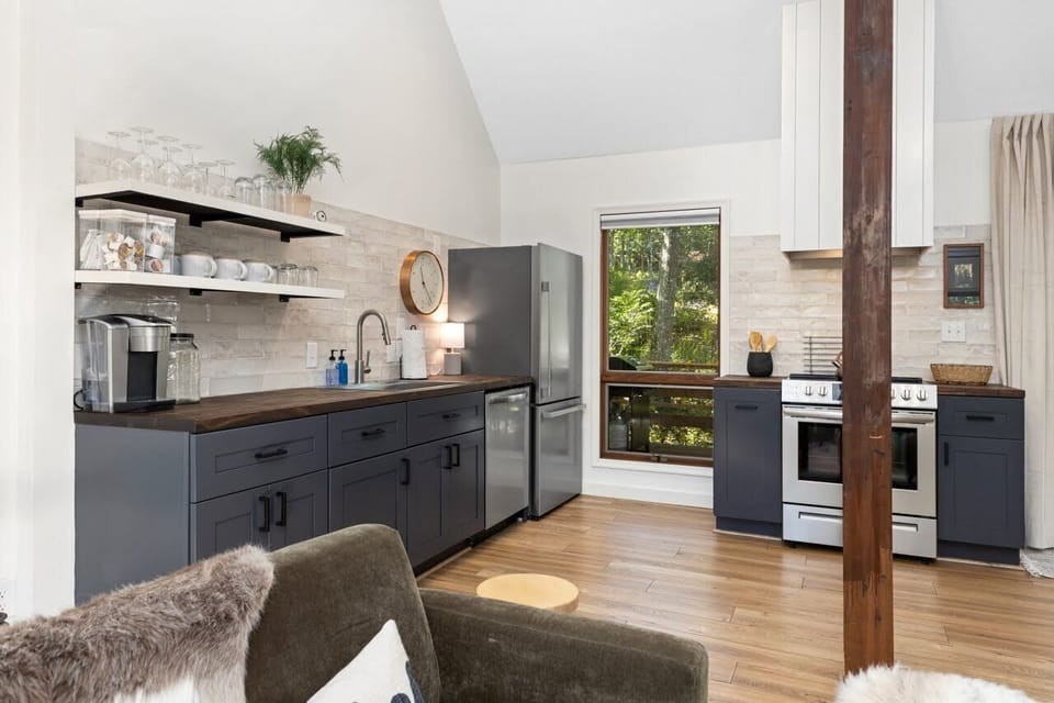 Natural lighting and open spaces for easy entertaining and visiting