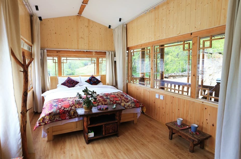 Double Room | Blackout drapes, WiFi (free), bed sheets