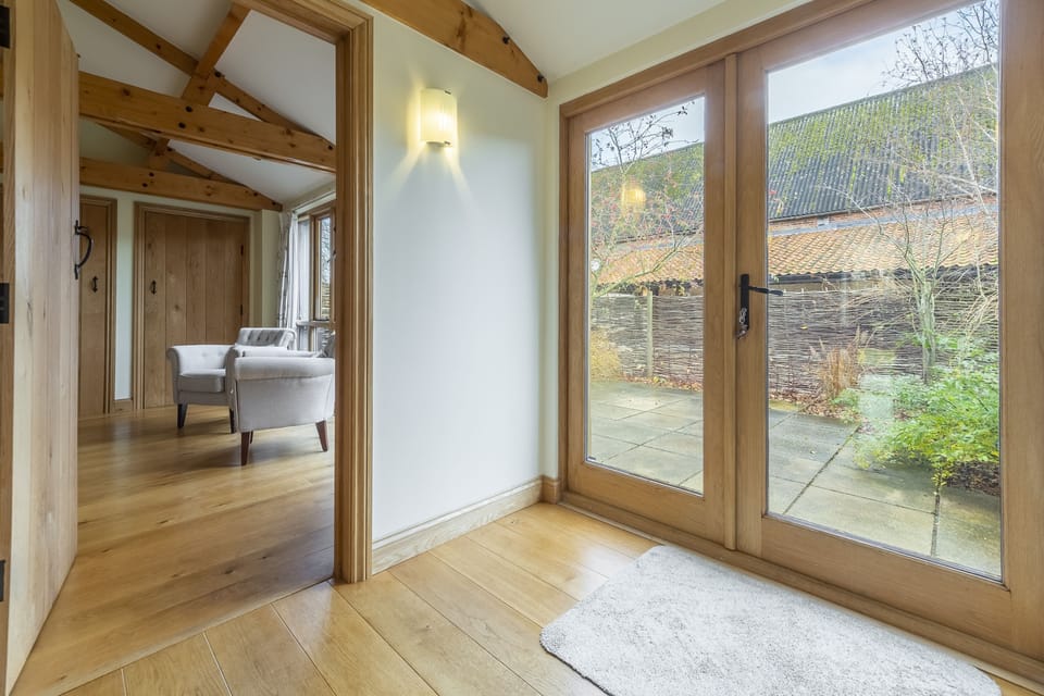 Ground floor: Doors to the garden from the breakfast room