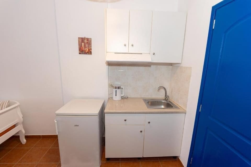 Standard Double Room, Sea View | Free WiFi, bed sheets