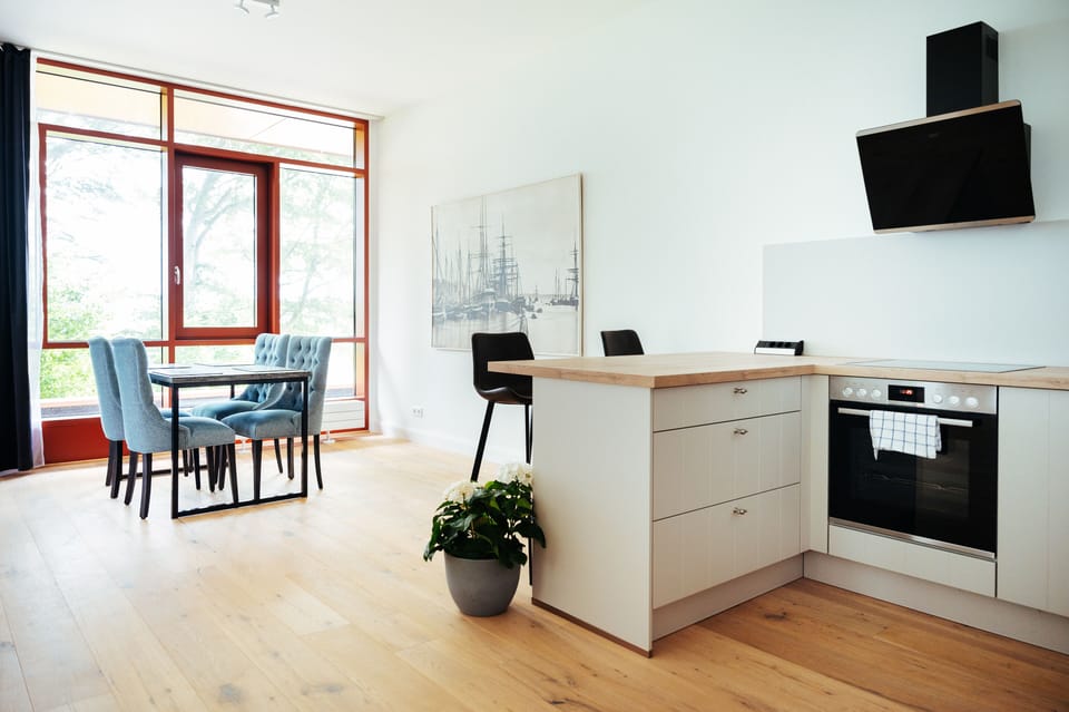 Apartment | Living area | Flat-screen TV