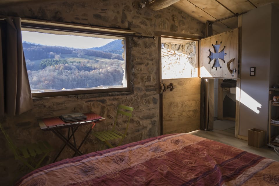 Exclusive Cabin, Ensuite, Mountain View | Interior