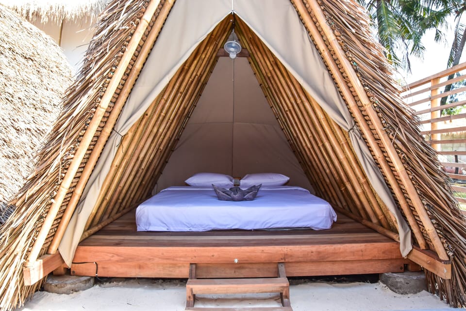 Double Teepee | WiFi (free), bed sheets