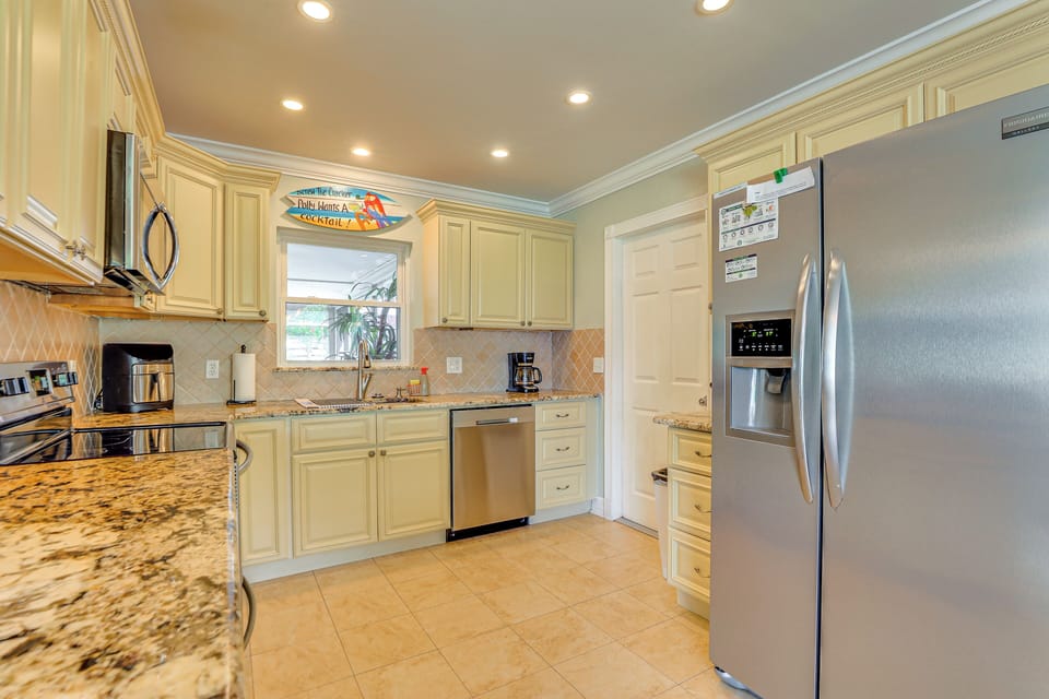 Kitchen | Drip Coffee Maker | Air Fryer | Cooking Basics