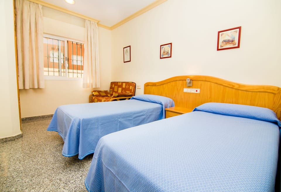 Double Room | In-room safe, desk, iron/ironing board, free cribs/infant beds