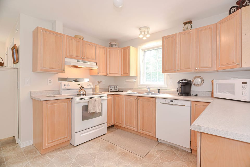 Well equipped kitchen.