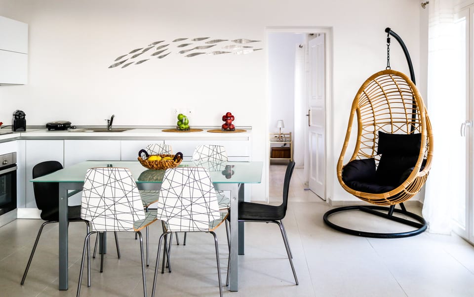Villa, 3 Bedrooms, Private Pool | Private kitchen | Microwave, oven, stovetop, electric kettle