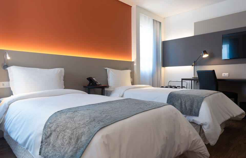 Minibar, in-room safe, desk, free WiFi