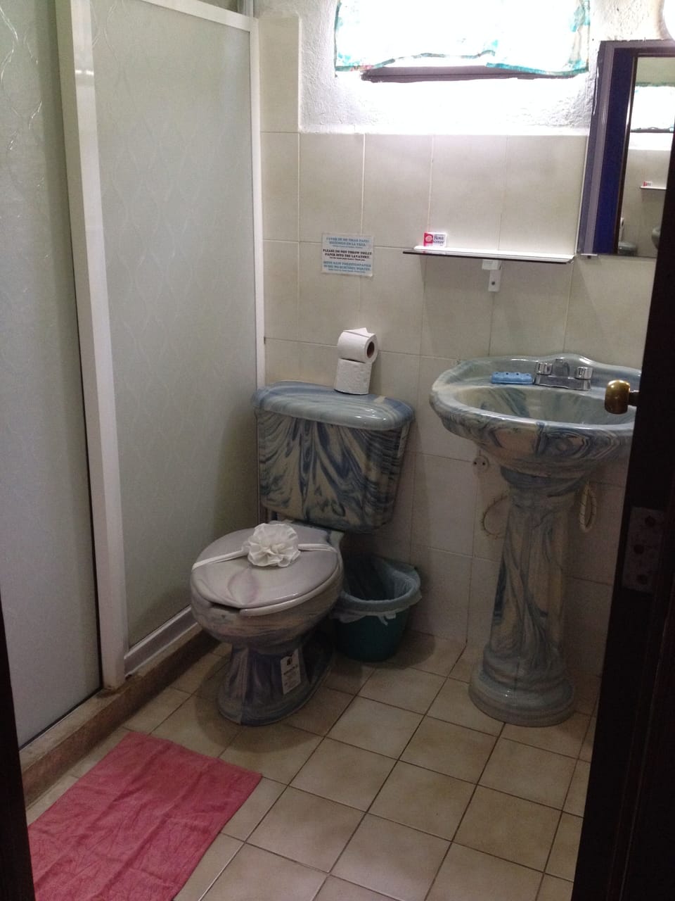 Economy Triple Room | Bathroom | Shower, rainfall showerhead, bathrobes, towels