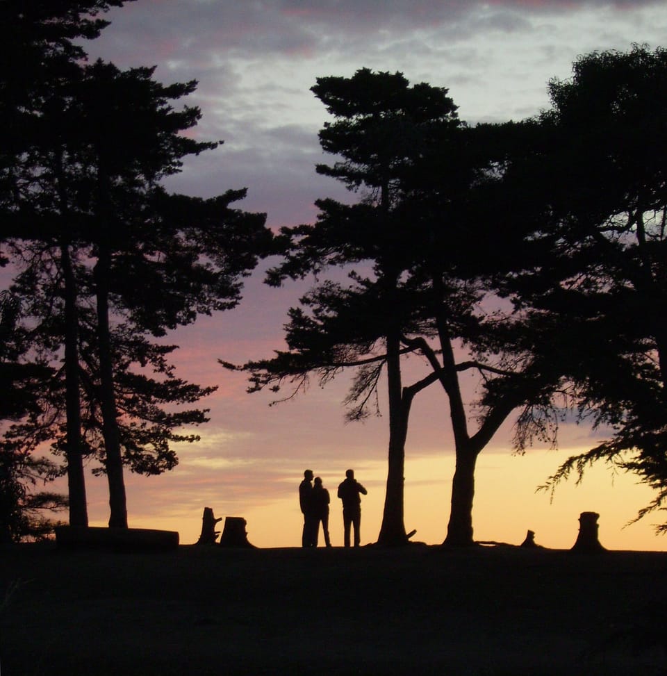 Coastal bluffs are a short walk away. To-go cups provided for walks.
