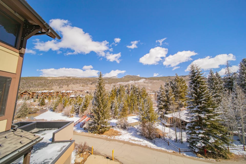 Unobstructed mountain views! #winter