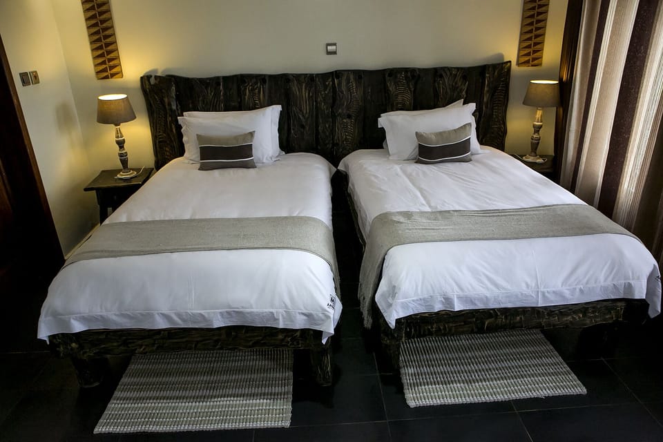 Egyptian cotton sheets, premium bedding, down comforters, pillowtop beds