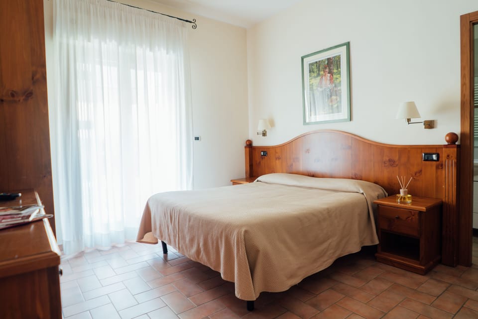 Quadruple Room | Soundproofing, free WiFi, bed sheets