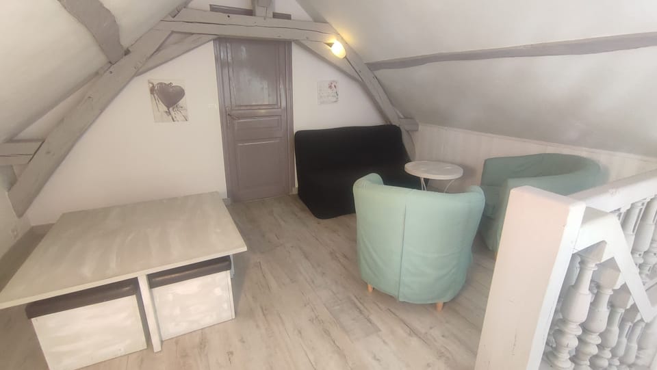 Family Room | Soundproofing, iron/ironing board, free WiFi, bed sheets