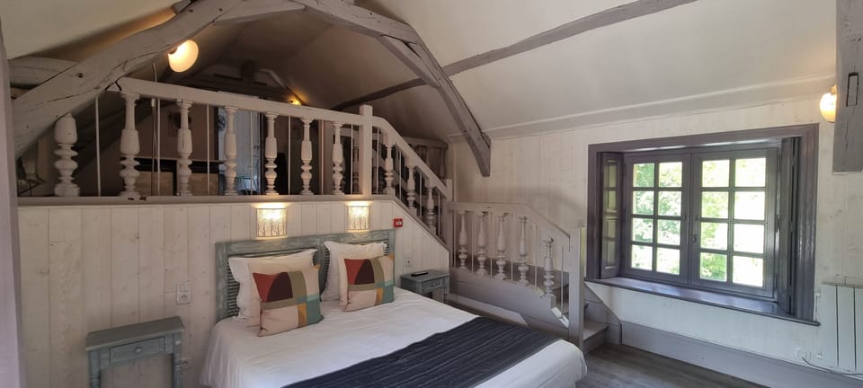 Family Room | Soundproofing, iron/ironing board, free WiFi, bed sheets