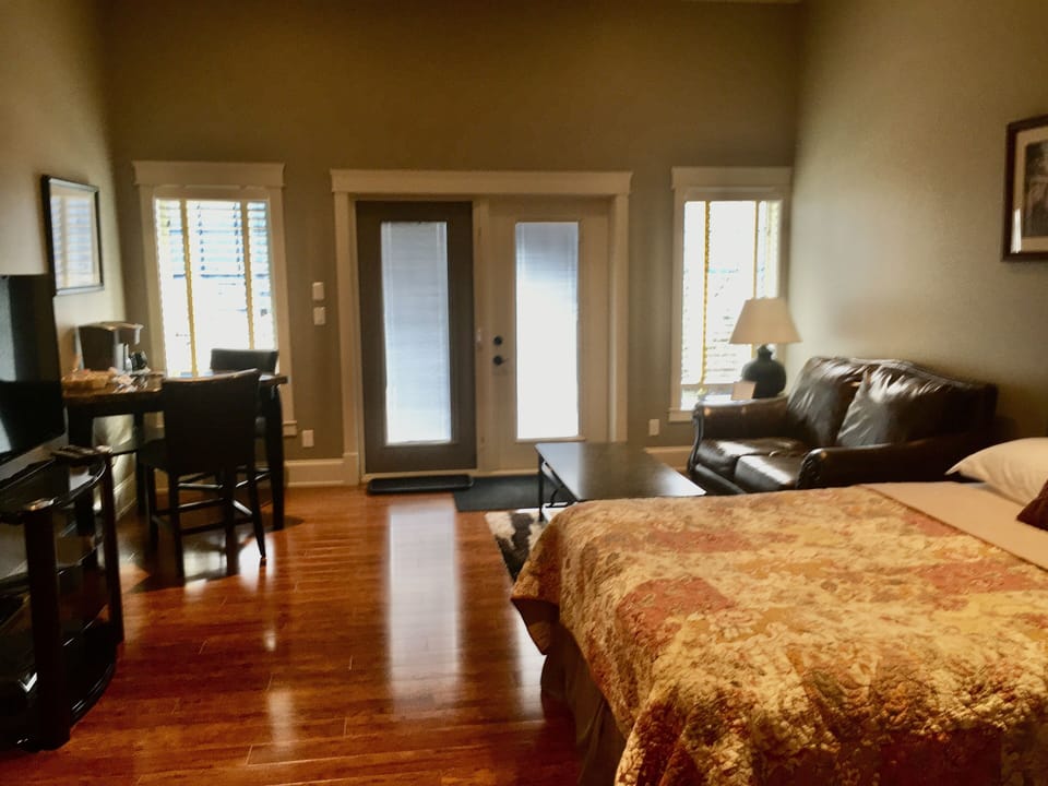 West Arm View Suite | Premium bedding, laptop workspace, blackout drapes, soundproofing