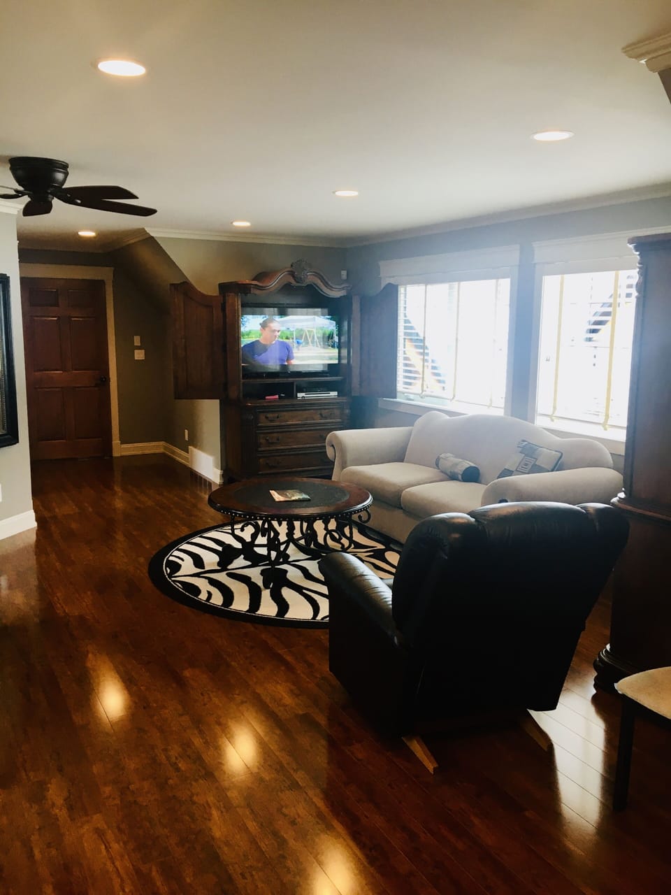 Selkirk Mountain View Master Suite | Premium bedding, laptop workspace, blackout drapes, soundproofing