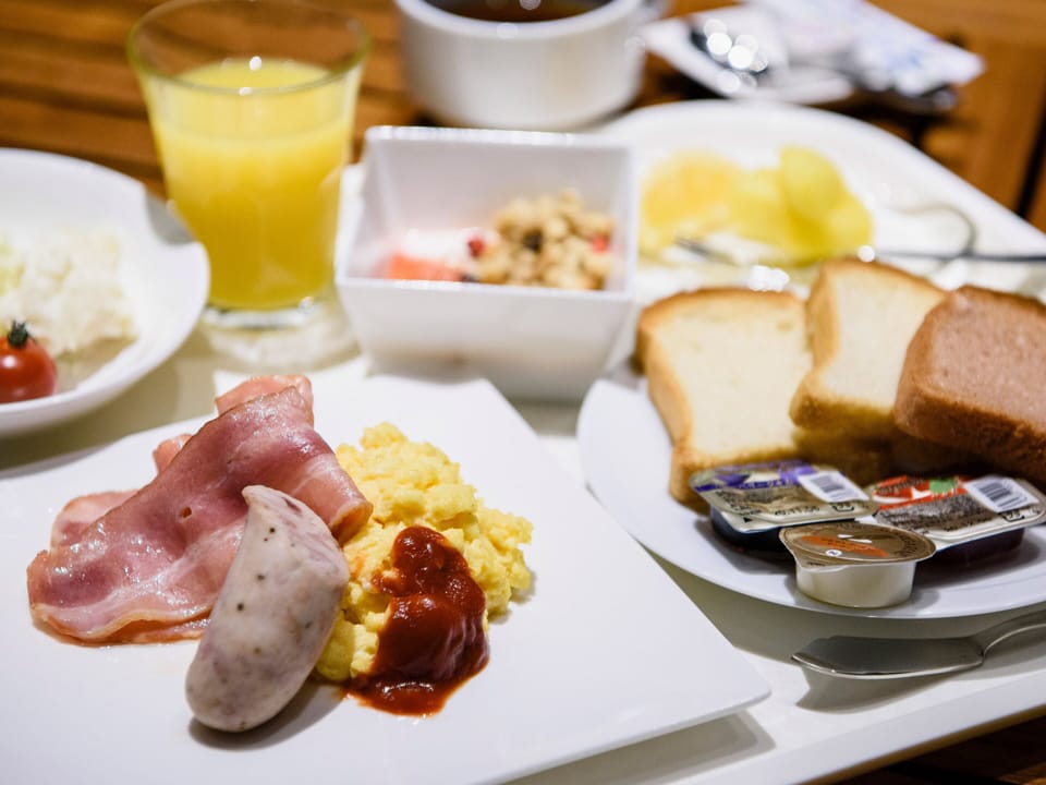 Daily continental breakfast for a fee