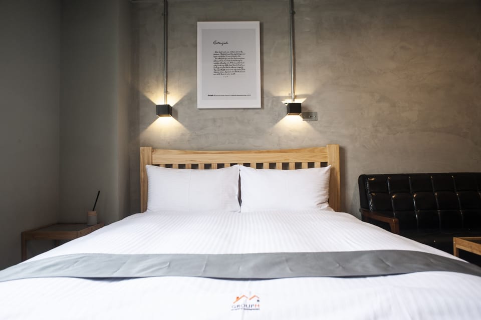 Standard Double Room | Desk, free WiFi