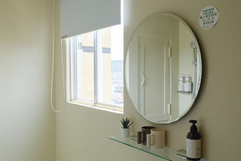 Standard Double Room | Bathroom | Shower, free toiletries, hair dryer, slippers