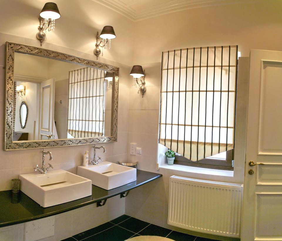 Suite, Jetted Tub | Bathroom sink