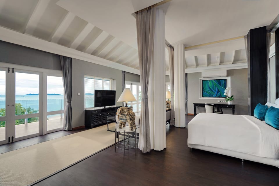 Suite, 1 King Bed, Club Lounge Access (Ocean Horizon) | View from room