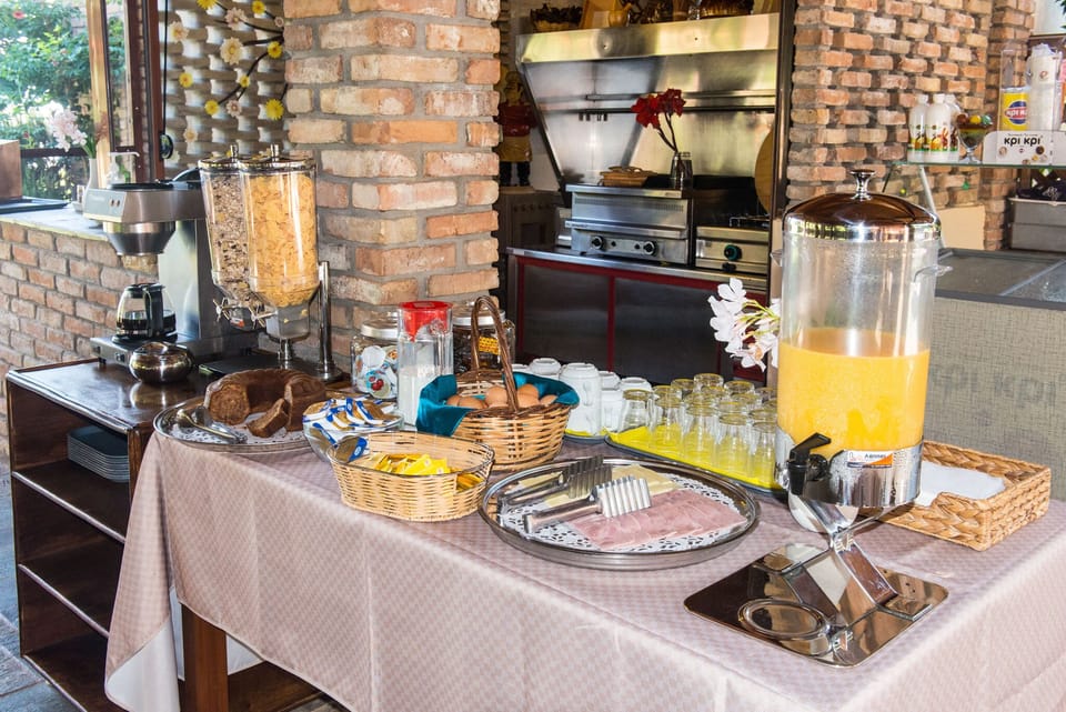 Chrismos Luxury Studio Apraos Corfu Breakfast
