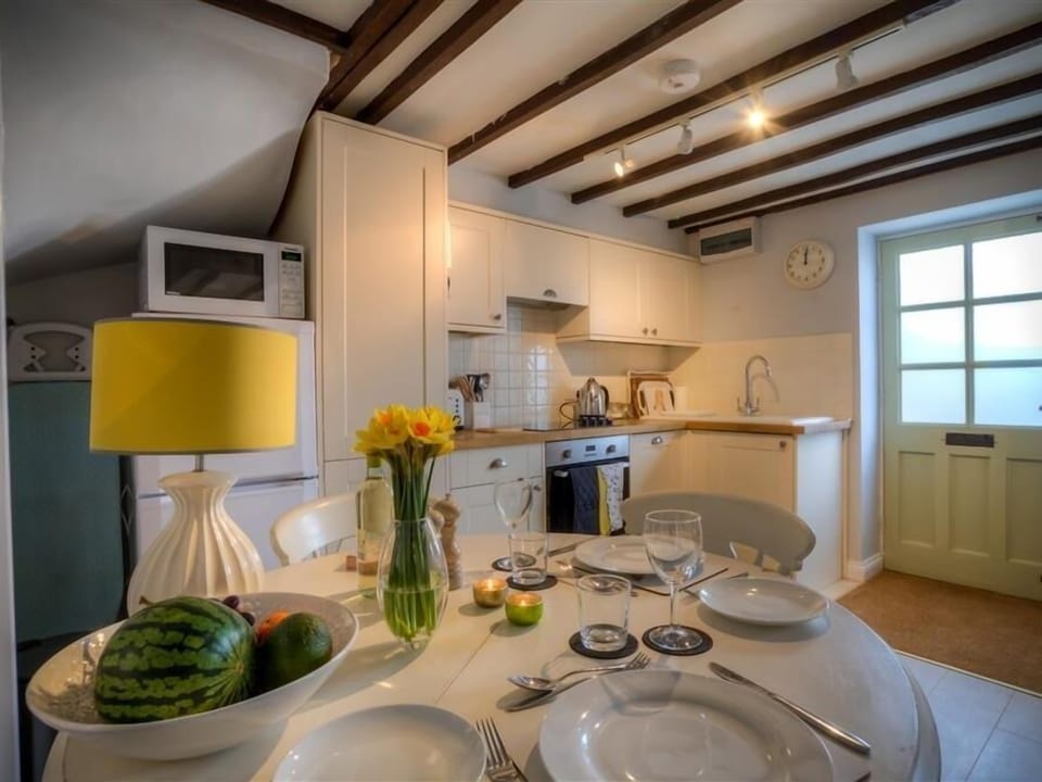 Cottage | Interior