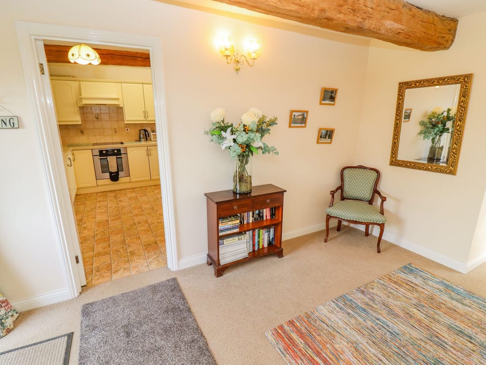 Cottage | Interior