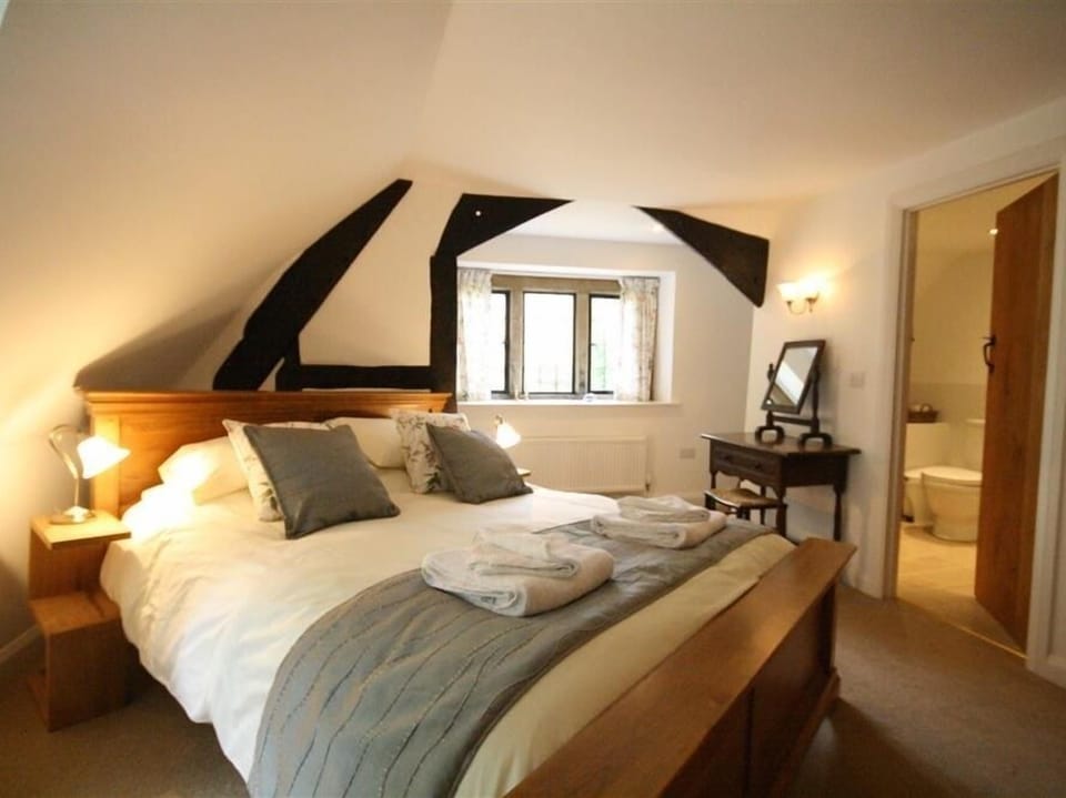 Tumbledown Cottage in Broadway