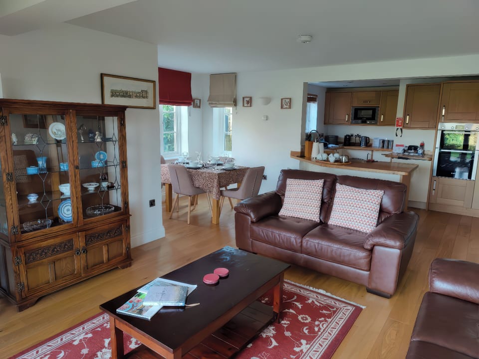 Cottage | Living area