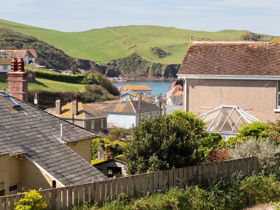 Cottage | Property grounds