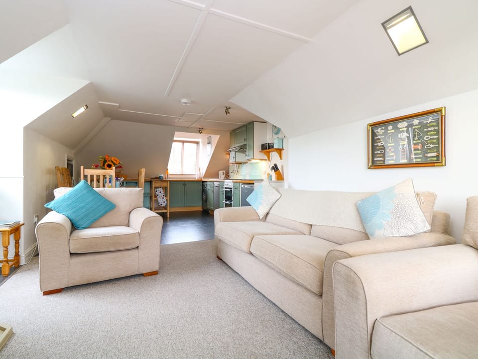 Cottage | Living area | TV